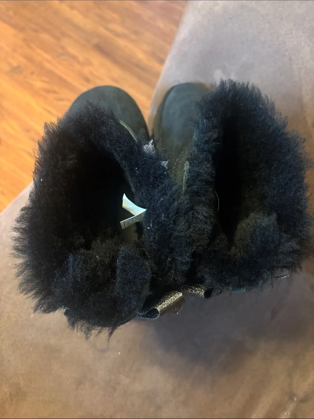 Ugg mini Bailey bow shimmer boots